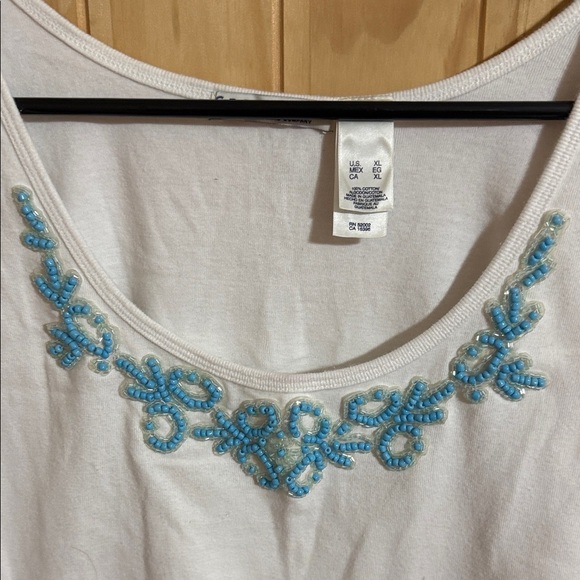 Crazy Horse Chic White Tank Top with Blue Beads - Picture 4 of 4